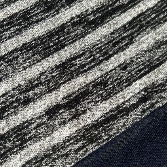 Rag and Bone The Knit Striped Pullover in Large. Heathered grey stripes /navy - Picture 16 of 16